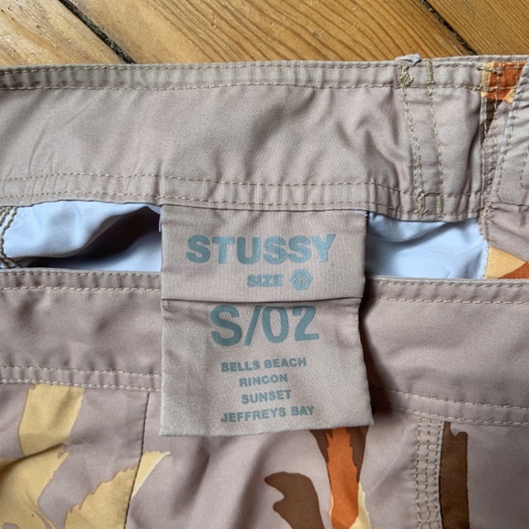 Stussy Swim Shorts - Picture 2 of 3